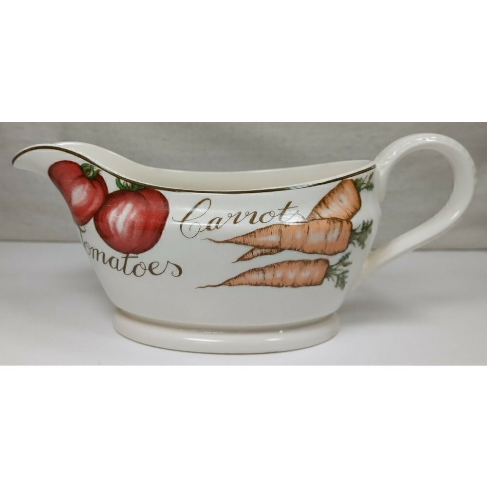 Vintage Red Pepper Mushrooms Carrots Tomatoes Gold Rim Ceramic Gravy Boat